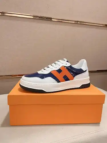 Código de modelo masculino Hermes 1yu222b3po talla 3844