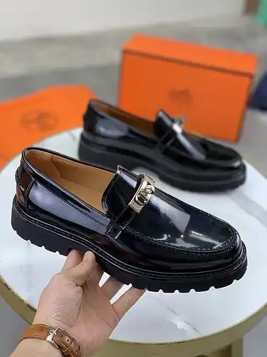 Código de modelo masculino con suela de espuma Hermes 1yu21yu4e2poo tamaño 3944 38 45 se puede perso