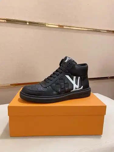 Código masculino LV 1yu222b7poo tamaño 3844