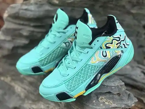 Jordan 38 generación bajo techo Guo Ailun