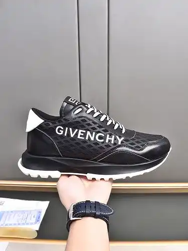 Código de estilo masculino Givenchy 1yu227c1yupo talla 384445 personalizado