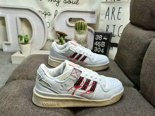 3poo4d Adidas Forum Low CL gy4668 zapatillas de ocio de moda multifuncionales de parte baja basadas 