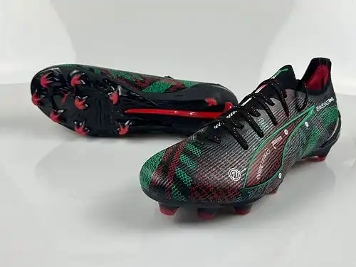Puma World Cup fully knitted waterproof FG football shoes Puma Ultra Ultimate FG3945 have arrived