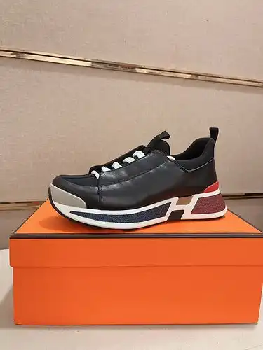 Código de modelo masculino Hermes 1yu21yupoc3poo talla 3844