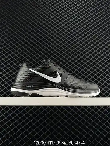 La última versión de desarrollo de la versión original de medio Código de los zapatos masculinos y f