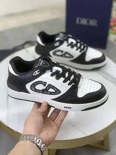 Código de estilo de pareja Dior 1yu224d220 talla femenina 354poo talla masculina 3846 talla masculin