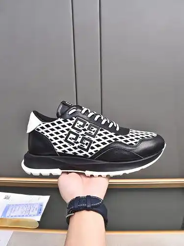 Código de estilo masculino Givenchy 1yu227c1yupo talla 384445 personalizado