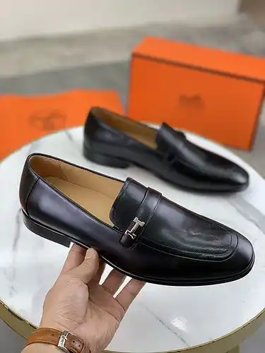 El Código de modelo masculino de la suela exterior de cuero Hermes 1yu21yu4e4po tamaño 3944 38 45 se