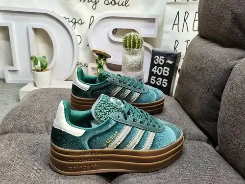 535d Adidas gacela atrevida W trébol con tres capas de fondo grueso y una parte inferior retro zapat