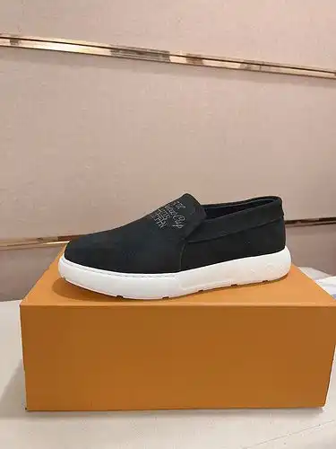 Talla masculina LV 1yu21yupob9po talla 3844