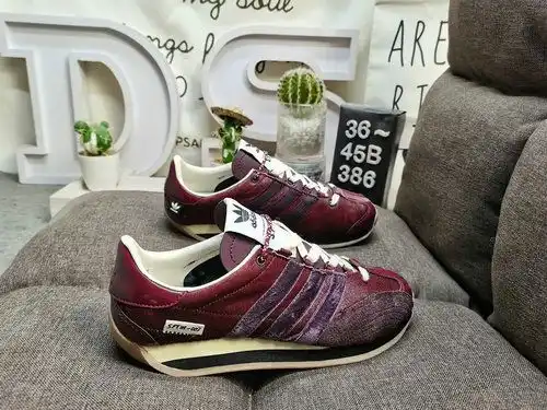 386dadias x Song for the MUTE jh9poo1yu1yu Adidas Originals colabora con la marca de moda Song for a