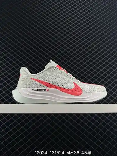 La espuma zoomx, la primera combinación de zoomx de longitud completa y zapatillas de tiempo real de