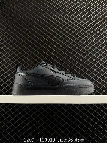 La versión de desarrollo de la versión original de papel base de las zapatillas deportivas masculina