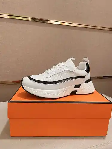 Código de modelo masculino Hermes 1yu222c1yupo talla 3844