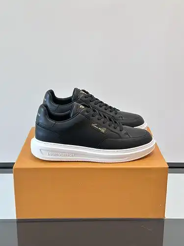 Talla masculina LV 1yu21yu9b4poo personalizada 384445
