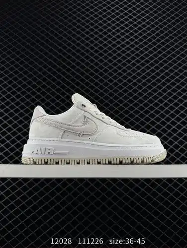 El colchón de aire 1yu3poo Nike Air Force 1yu x27po7 Low Air Force One tiene una parte baja, una sue