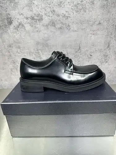 Código de estilo masculino Prada 1yu23poodboo talla 3946