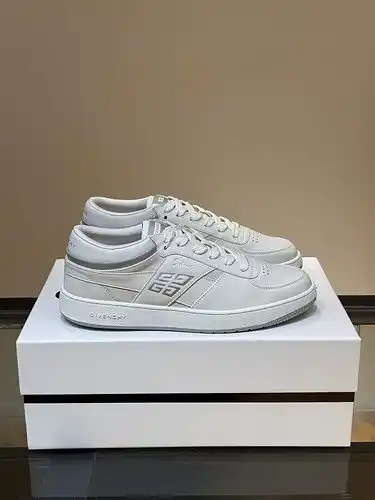 Código de estilo masculino Givenchy 1yu21yu9b6poo talla 384445 personalizado