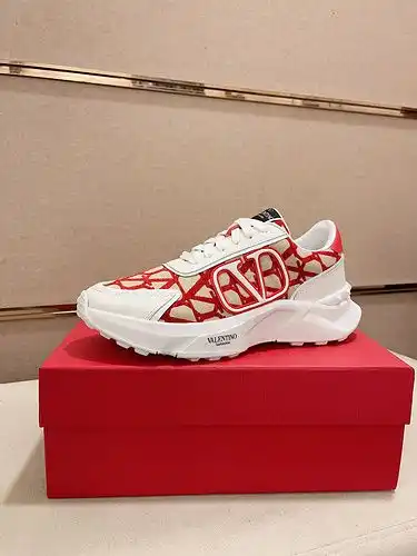 Código de modelo masculino Valentino 1yu222b8po talla 3844