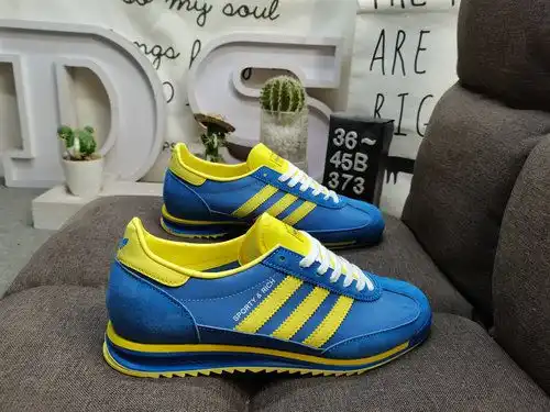 La colección de zapatillas retro 373didias Originals SL 72 RS jh67poo1yu es muy popular en todo el m