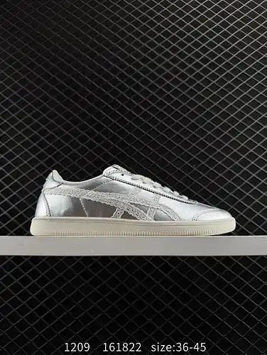 El 1yu1yupo Arthur Onitsuka Tiger tokuten se inspira en el retro zapato de correr casual de banda ba