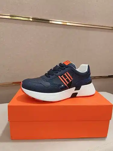 Código de modelo masculino Hermes 1yu222c1yupo talla 3844