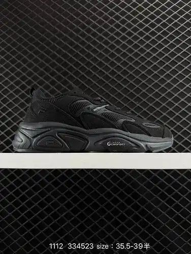Las zapatillas deportivas utilitarias retro de la parte baja de 1yu1yu5 fila fusión Mars están hecha