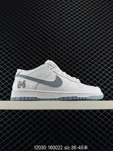 Las zapatillas 1yu1yupoo Nike SB Dunk low deconstruyen las ataduras retro como zapatillas clásicas d