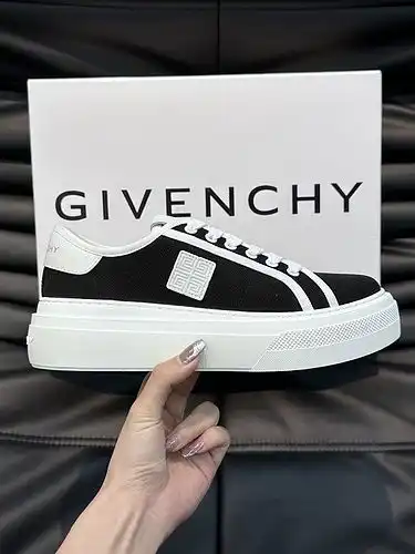 Código de estilo masculino Givenchy poo1yupoo9b3poosize3844