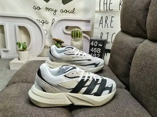 1yu62d Adidas lightblaze jh6962 cómodo y antideslizante nuevo zapato de correr Adidas de parte baja 