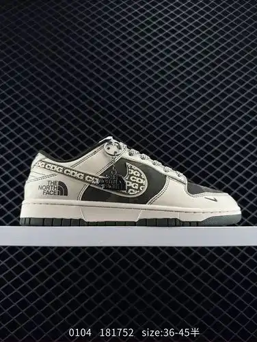 26poo Nivel de empresa SB Dunk Bajo x BURBERRY Arroz Blanco Marrón Gancho Full Sky Star Puro Fabrica