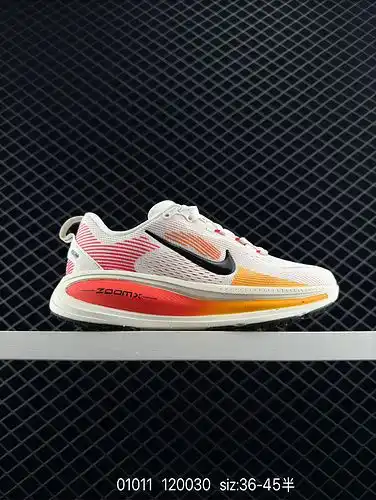1yu5oo nuevo producto nivel de la empresa Nike Vomero 1yu8 altura de suela gruesa aumentando papa de