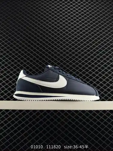 El diseño clásico de la parte inferior del Gump de 1yupoooo Nike Matic Cortez Forrest ofrece una sen