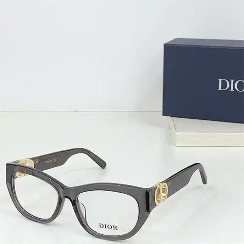 Dior 3 Bo mengtian o b1yu1yu