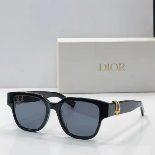 Diorbique s1yuf