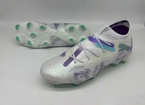 Llegó FG uña 2poo24 nuevo Puma FG uña zapatos de fútbol PUMA FUTURE 2poo24 3945