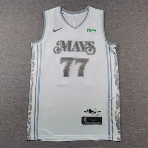 25ª temporada Mavericks No 77 Luka Doncic City Edition Blanco