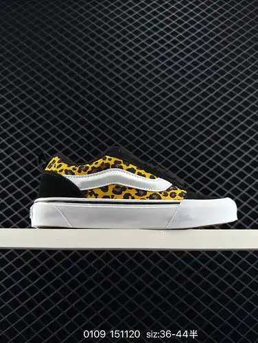 Las zapatillas de pan 1yupopooo - VANS se transforman instantáneamente en fashionistas después de co