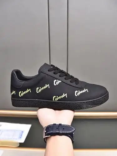 Código del modelo de los hombres de Givenchy poo1yupoo8B3boo Tamaño 384445 46 se puede personalizar