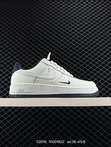 Nike Air Force 107 Baja Fuerza Aérea Uno Altura de la parte inferior gruesa Aumento de los zapatos d