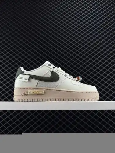 Nivel de la empresa El zapato de tabla deportiva versátil de corte bajo Nike Air Force One Con un re