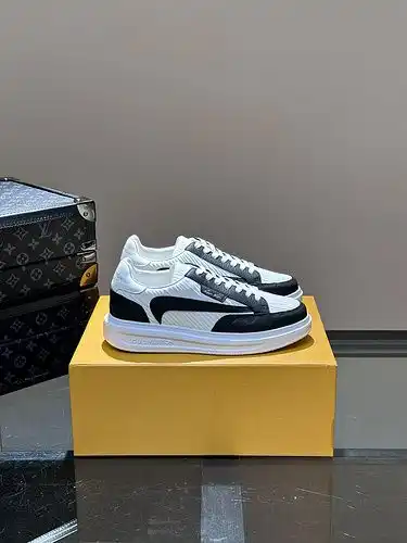 LV Collaboration Mens Edition Código 0214B40 Talla 3844