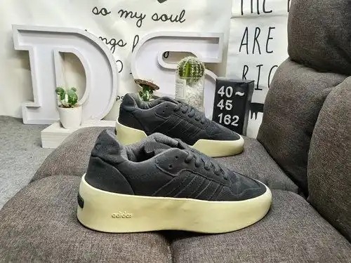 162DAdidasAdidas Fear of God Fog x Ad Atletismo 86 Lo IG6633 peso pesado colaboración moda zapatos d