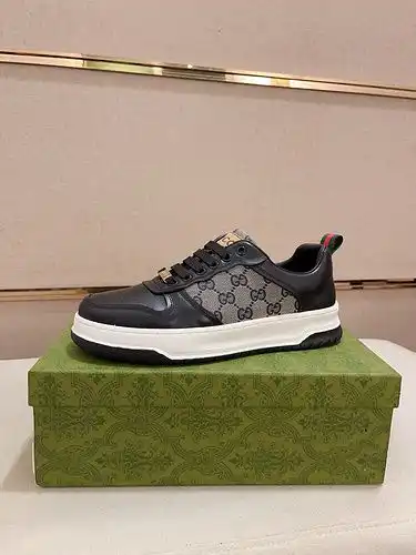 Código de estilo masculino Gucci 0217b30 talla 3844