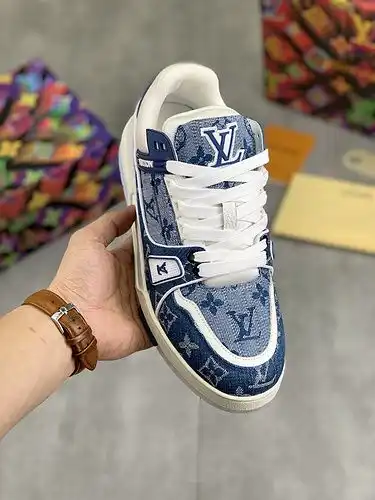 LV Código Hombre 0214C30 Talla 3844