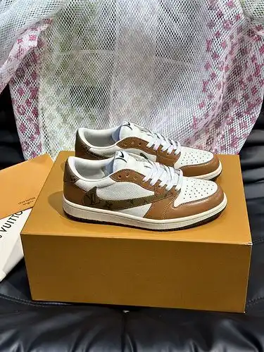 LV versión masculina cooperativa 0214b60 talla 3844