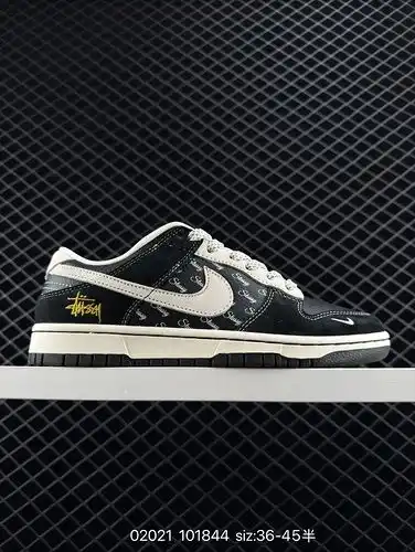 El estilo de diseño único y los elementos clásicos de la marca lo convierten en un par de zapatos co