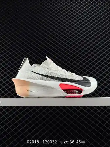 El Nike Alphafly 3 quotVoltquot continúa el diseño de bloque de color del Nike Alphafly 3 quotProtot