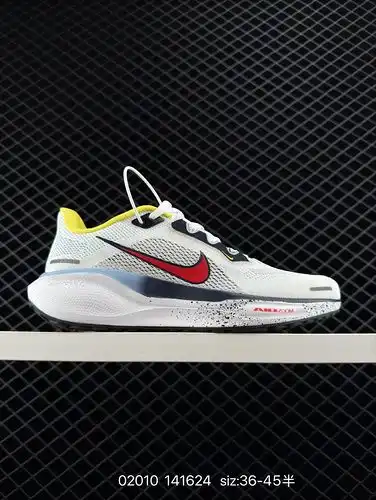 Los zapatos NikeNike para hombres y mujeres se fabrican en tamaño medio con etiquetas reales actuali