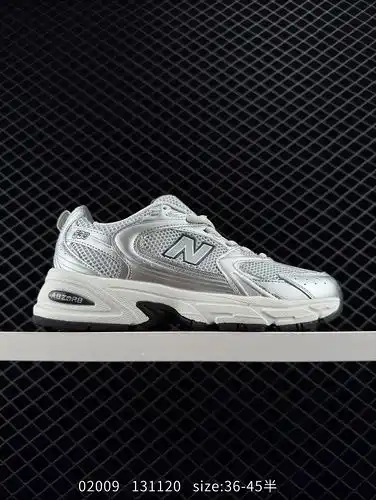 Los zapatos de carrera retro NB530 New Balance 530 son de hecho uno de los estilos clásicos de NB Ho